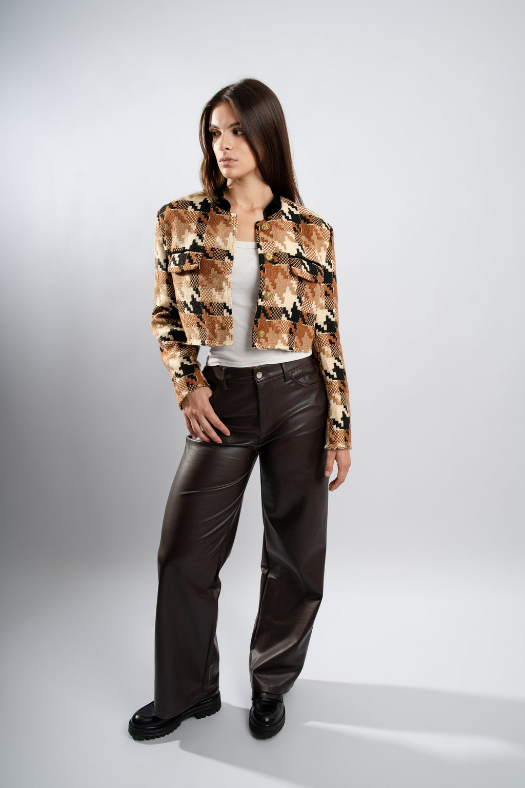 Veste cropped imprimée camel